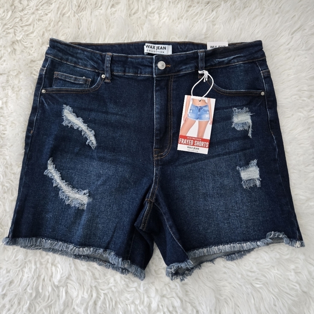 Wax Jean Distressed Frayed Shorts. Size 3X. New.